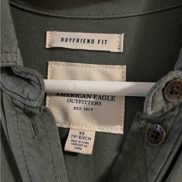 American Eagle Outfitters Sage Green Casual Shirt - Picture 3 of 3